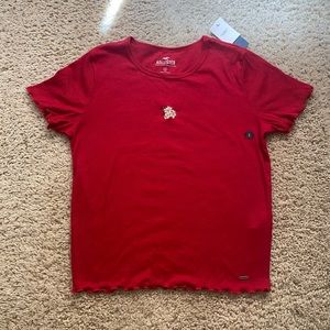Hollister, red t-shirt